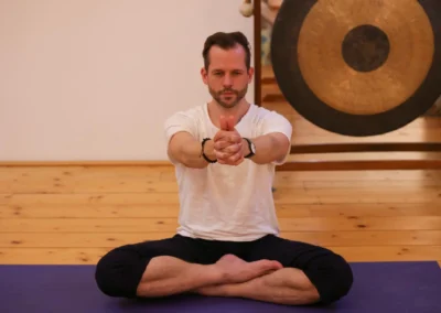 Kundalini Yoga & Hatha Yoga in Wien - Yoga mit Martin