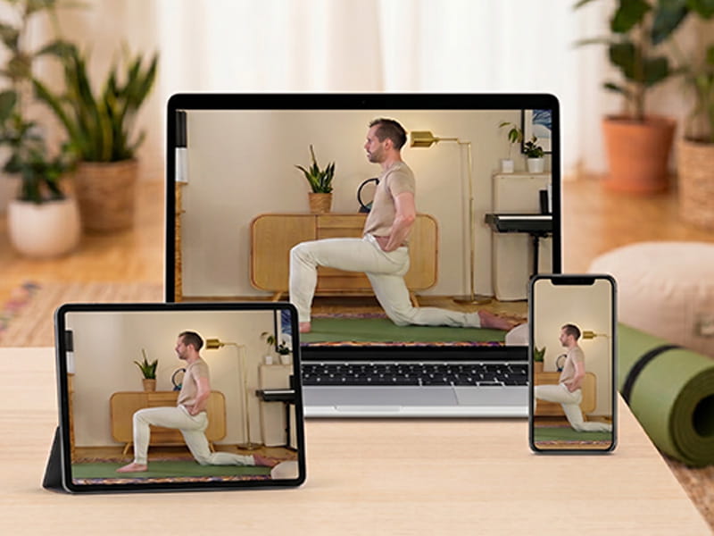 Kundalini-Yoga-Online mit Martin - Devices - Mockup - 800x600 Kundalini Yoga in Vienna at Yoga8